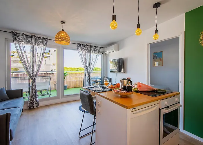 T2 - Terrasse - 3 Min A Pieds Des Plages- Parking Privee - Clim - Wifi - 4 Pax