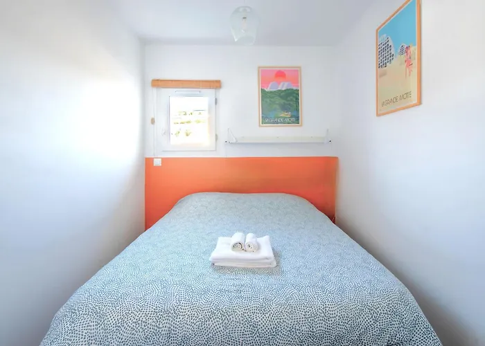 Apartman T2 - Terrasse - 3 Min A Pieds Des Plages- Parking Privee - Clim - Wifi - 4 Pax *