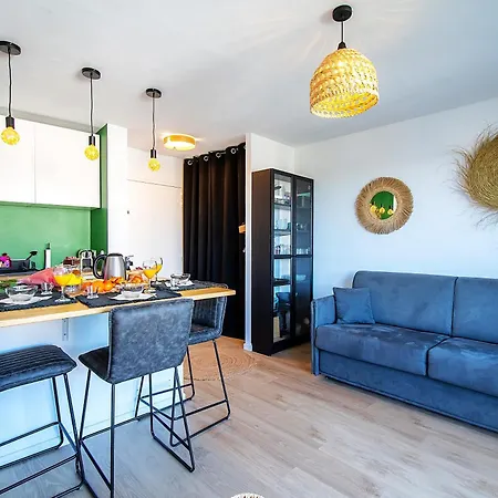 Апартаменты T2 - Terrasse - 3 Min A Pieds Des Plages- Parking Privee - Clim - Wifi - 4 Pax *