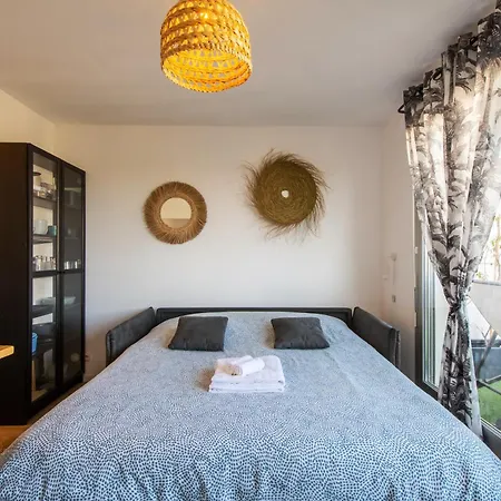 T2 - Terrasse - 3 Min A Pieds Des Plages- Parking Privee - Clim - Wifi - 4 Pax * Ла-Гранд-Мот