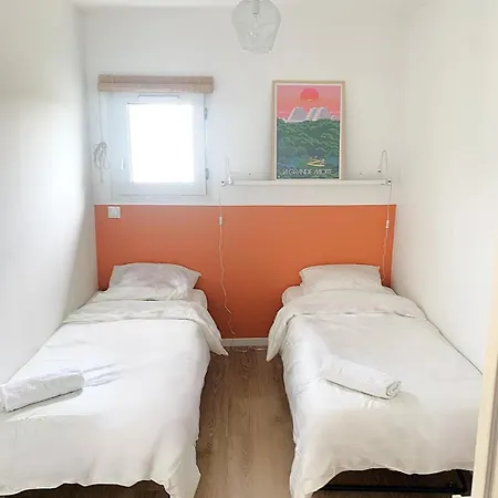 T2 - Terrasse - 3 Min A Pieds Des Plages- Parking Privee - Clim - Wifi - 4 Pax * Ла-Гранд-Мот