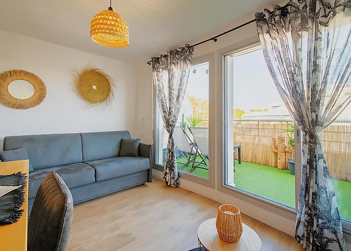 T2 - Terrasse - 3 Min A Pieds Des Plages- Parking Privee - Clim - Wifi - 4 Pax *
